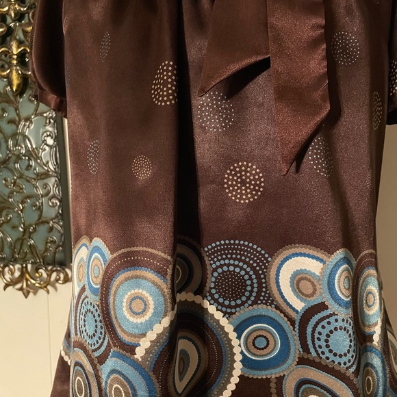 Silky brown blouse - Picture 3 of 5